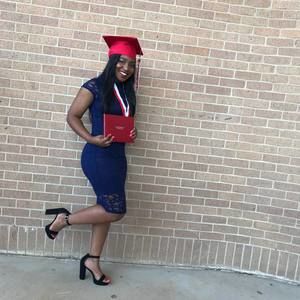 Meet your Posher, Ayana